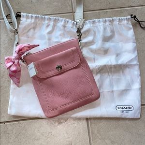 pink coach purse